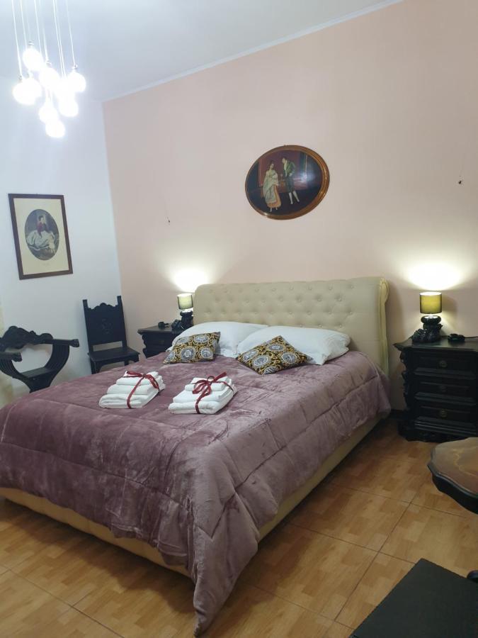 Affitta Camere Al Castello Palermo Habitación foto